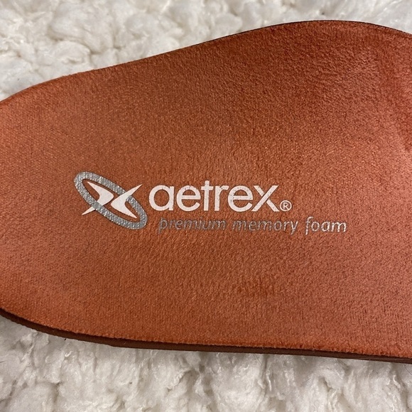 Womens Aertrex blue stretch nice slip on shoes.  Comfortable!!!! - Picture 2 of 6